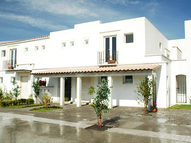 El Cataño II & III <br>2004
